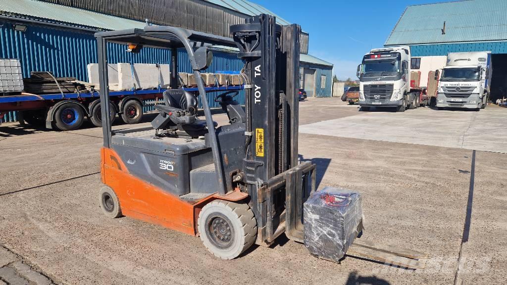 Toyota 8 FBMT 30 Elektrikli forkliftler