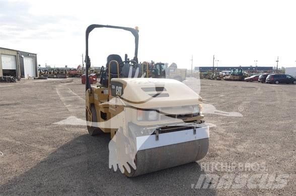 CAT CB34 Tek tamburlu silindirler