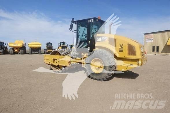 CAT CP54B Tek tamburlu silindirler