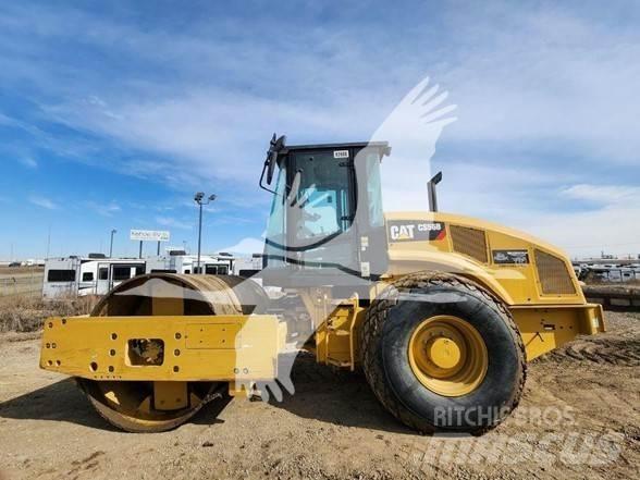 CAT CS56B Tek tamburlu silindirler