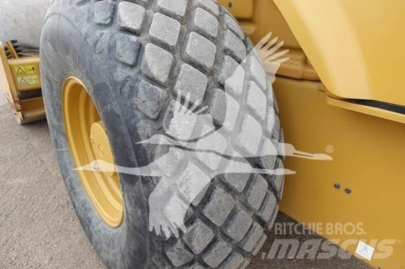 CAT CS56B Tek tamburlu silindirler