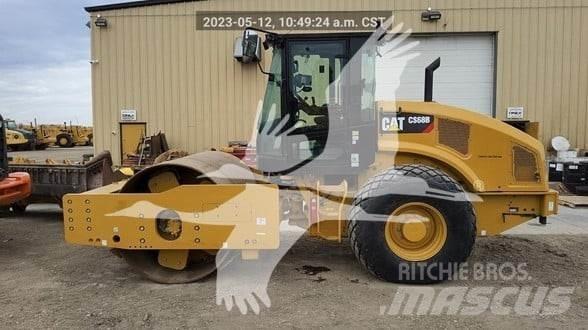 CAT CS68B Tek tamburlu silindirler