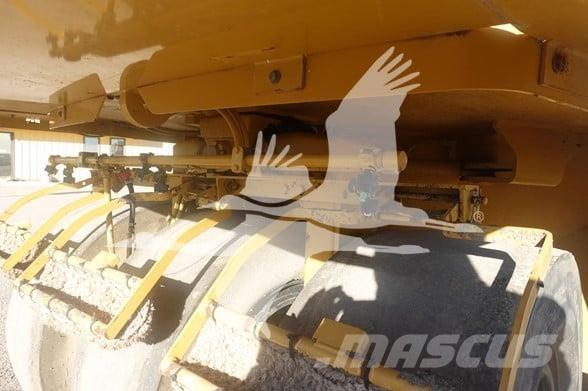 CAT PS-360C Pnömatik lastikli silindirler