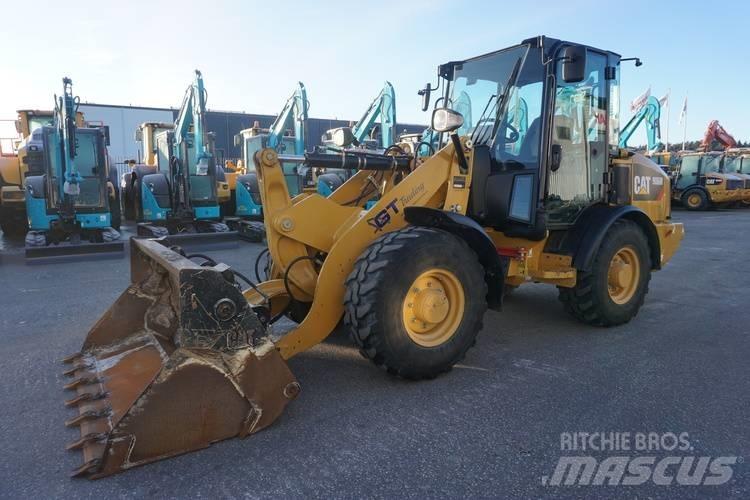 CAT 906 M Tekerlekli yükleyiciler
