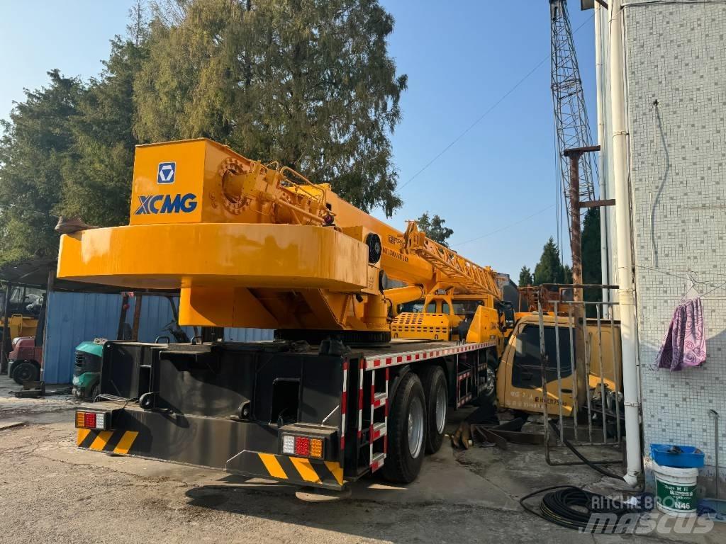 XCMG QY 25 K Yol-Arazi Tipi Vinçler (AT)