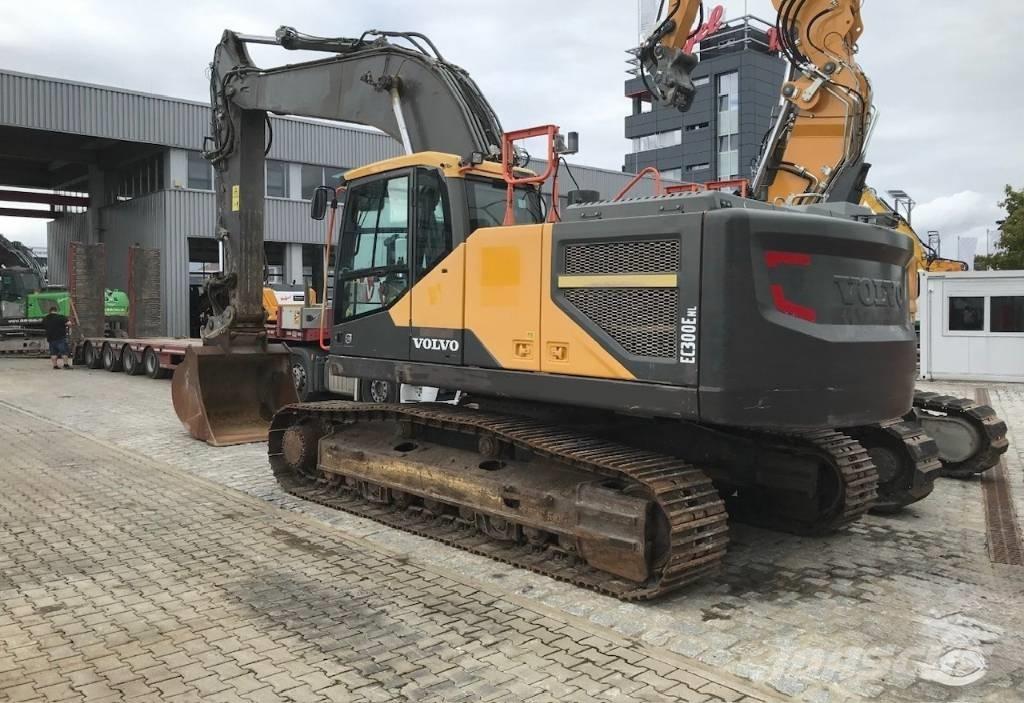 Volvo EC 300 E Paletli ekskavatörler