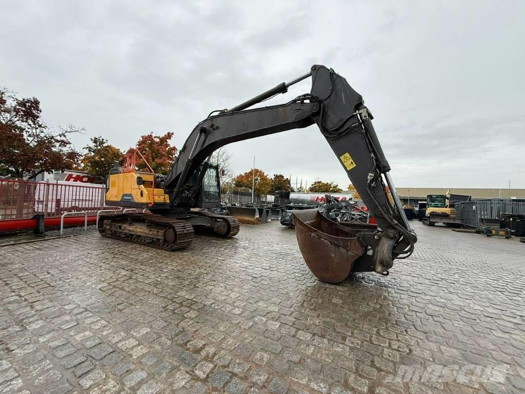 Volvo EC 300 E Paletli ekskavatörler