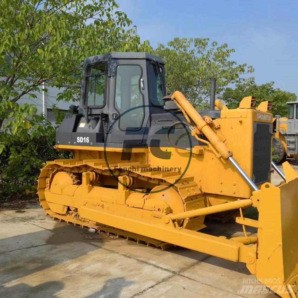 Shantui SD 16 Paletli dozerler