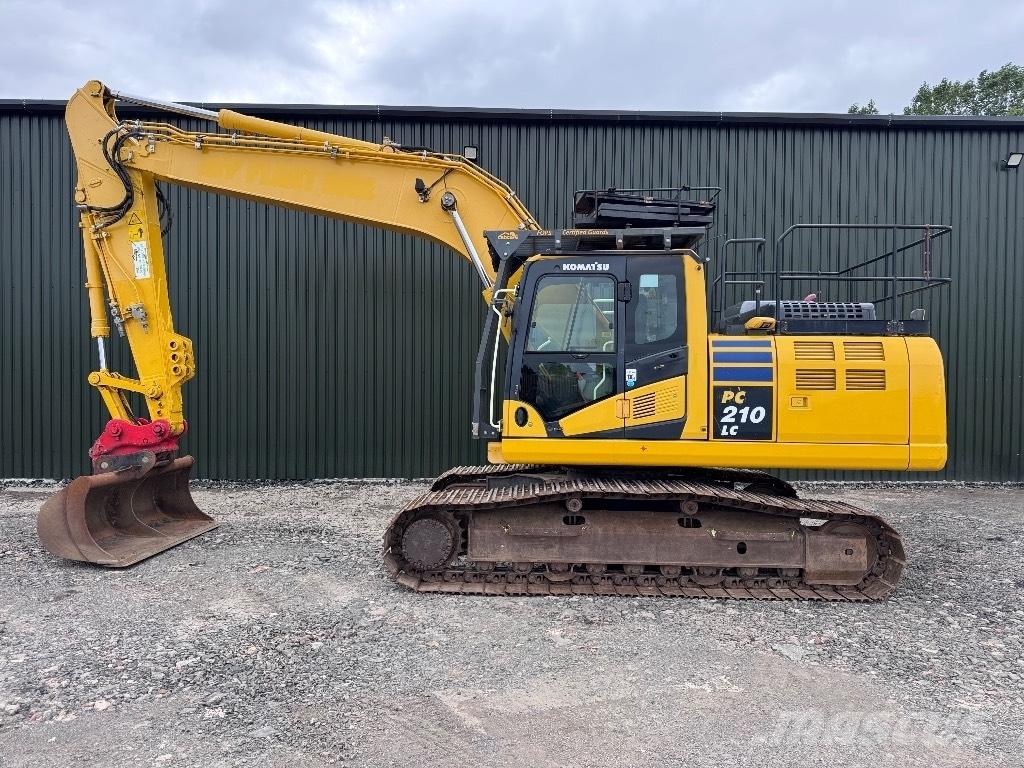 Komatsu PC 210 LC-11 Paletli ekskavatörler