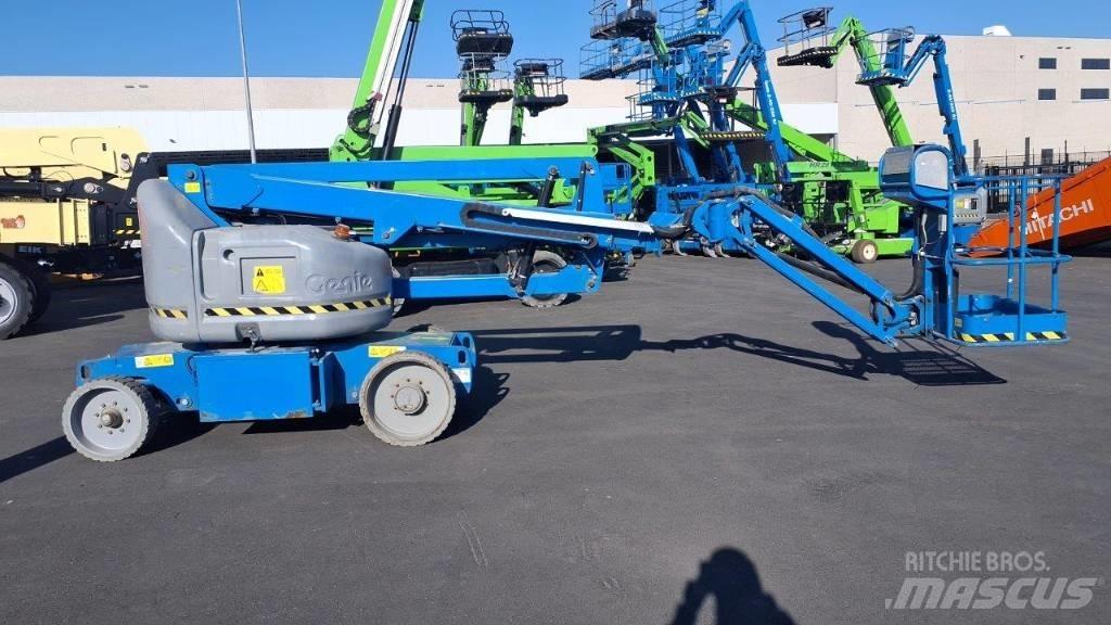 GENIE Z-40/23N RJ Körüklü personel platformları