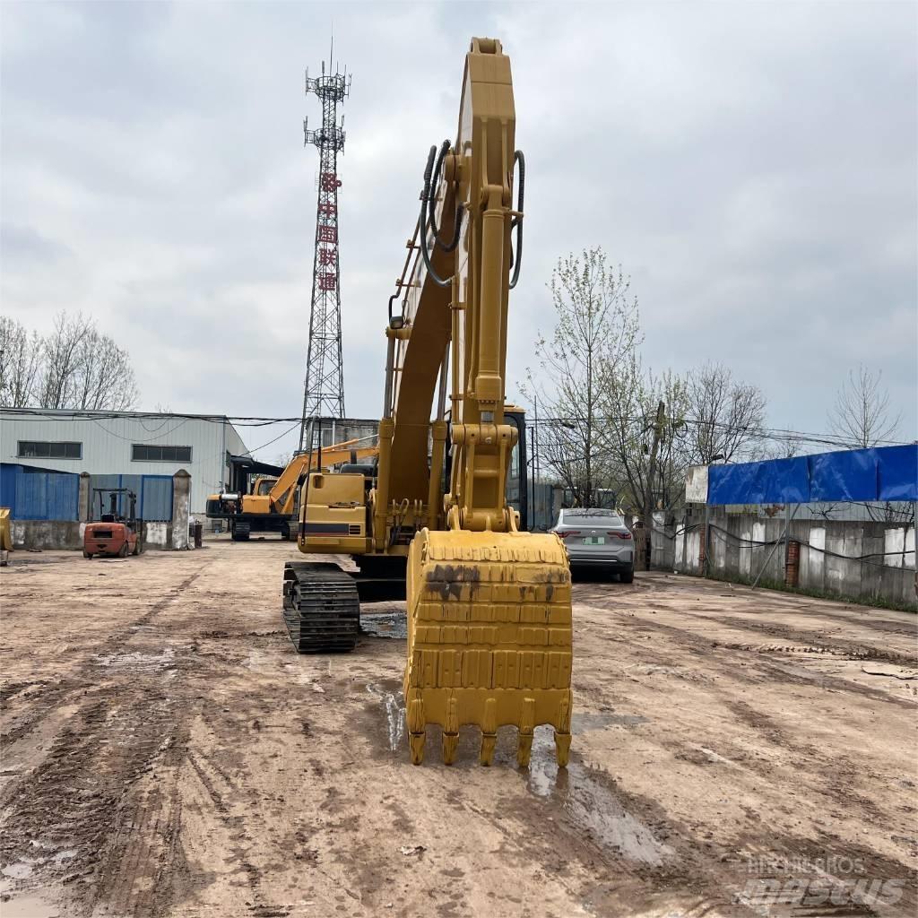 CAT 320 B Paletli ekskavatörler