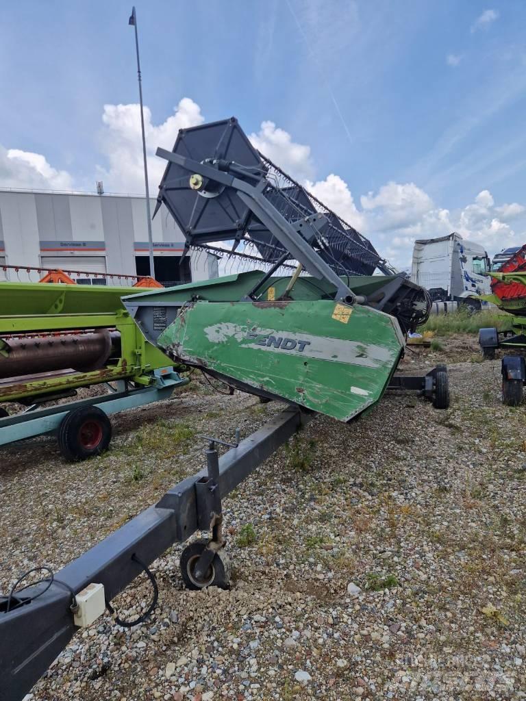 Fendt 8300 Biçerdöverler