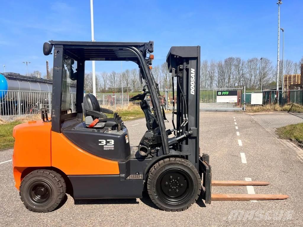 Doosan D33S- 7 Dizel forkliftler