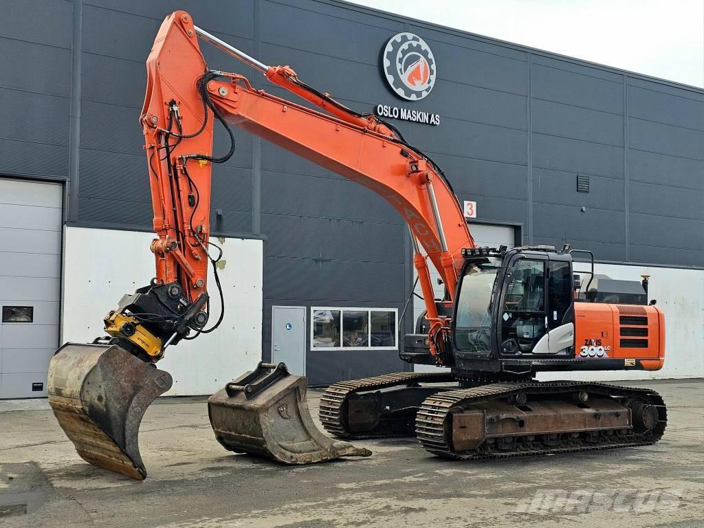 Hitachi ZX 300 LC-6 Paletli ekskavatörler