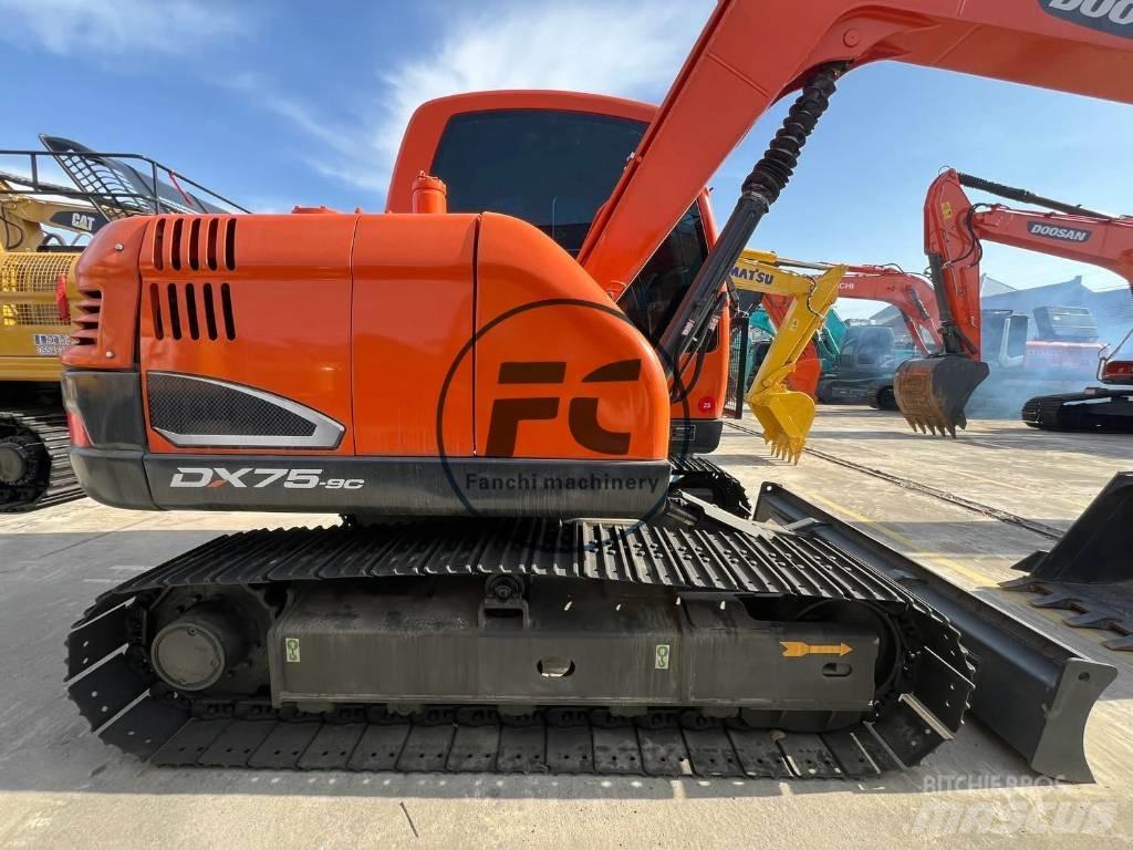 Doosan DX 75-9 C Paletli ekskavatörler