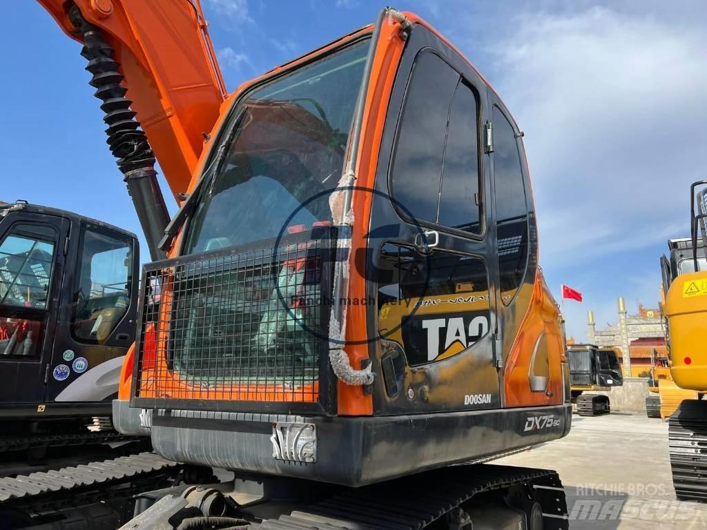 Doosan DX 75-9 C Paletli ekskavatörler