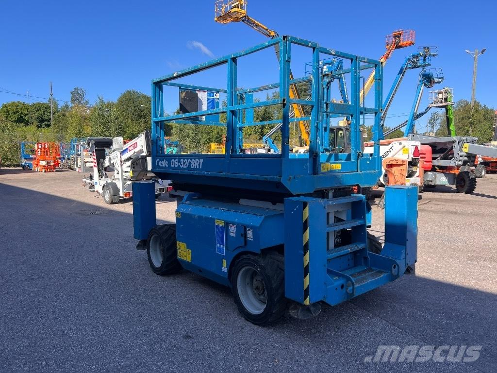 Genie GS 3268 RT Makasli platformlar