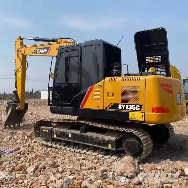Sany SY 135 C Paletli ekskavatörler