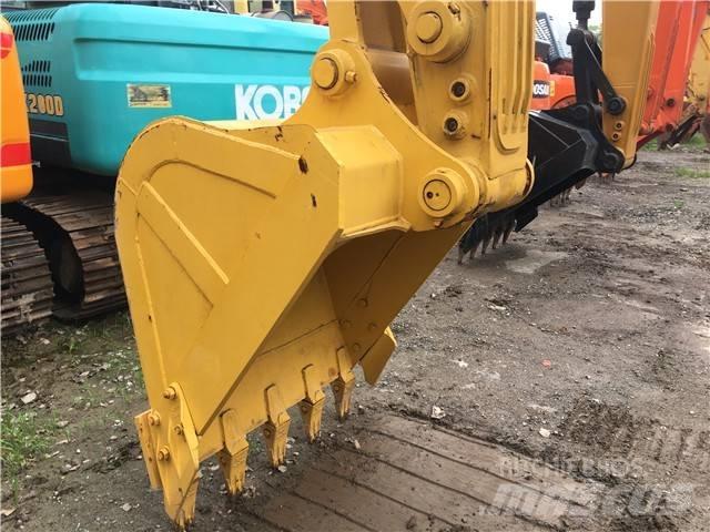 Komatsu PC 200 Paletli ekskavatörler