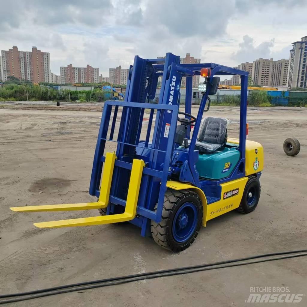 Komatsu FD 30 T-17 Dizel forkliftler