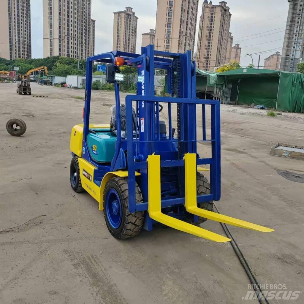 Komatsu FD 30 T-17 Dizel forkliftler