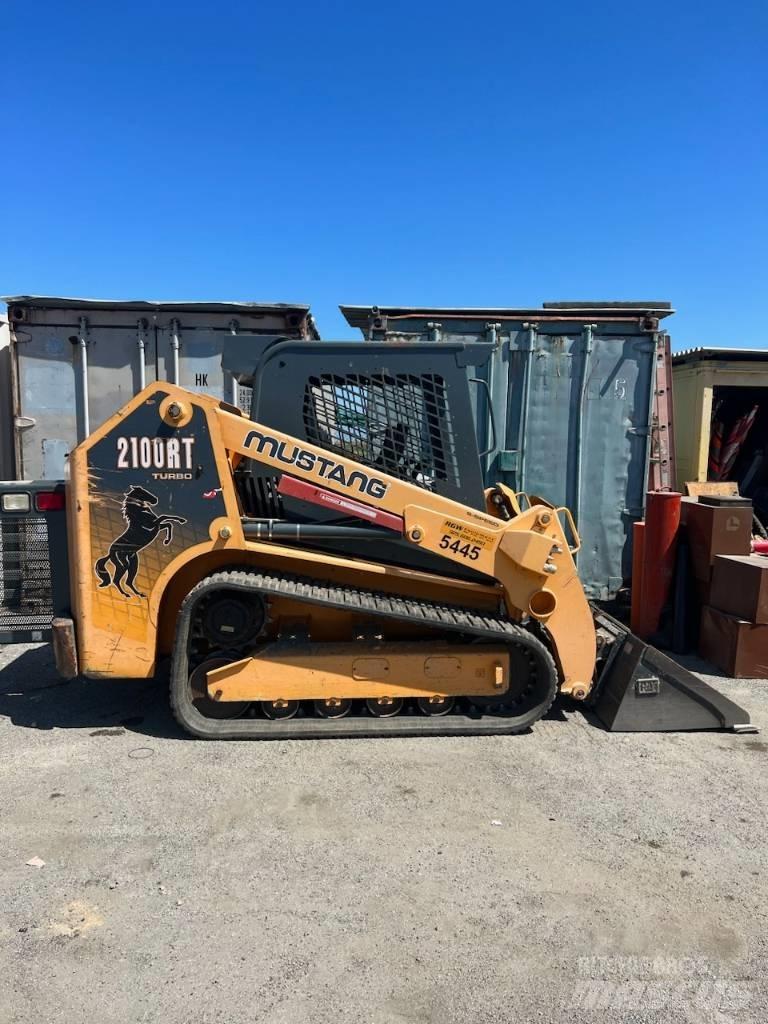 Mustang 2100RT Skid steer loderler
