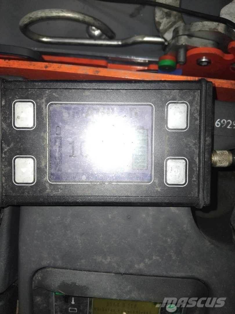 Linde L12AP Akülü depo ekipmanları