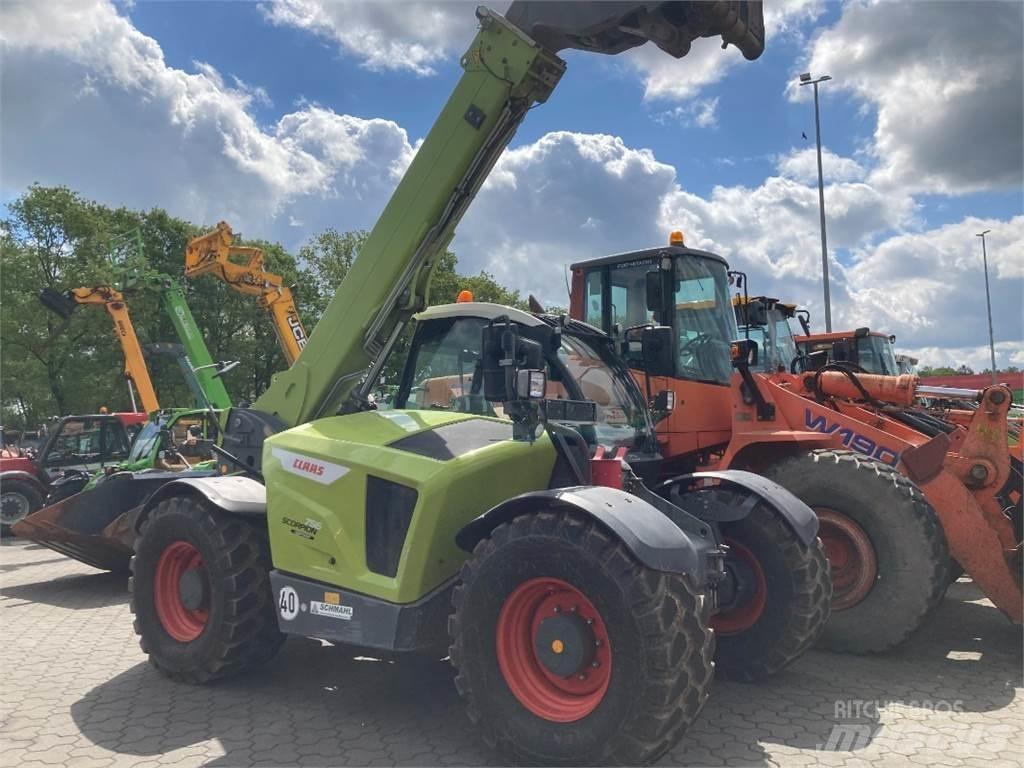CLAAS Scorpion 756 Traktörler