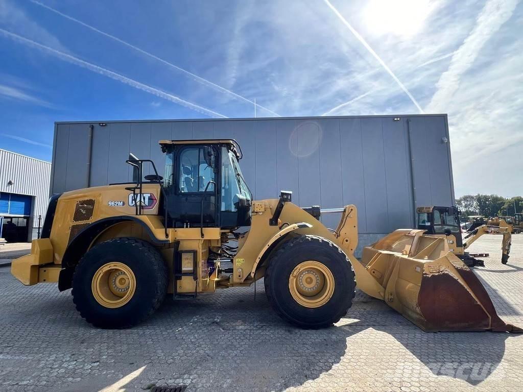 CAT 962M Tekerlekli yükleyiciler
