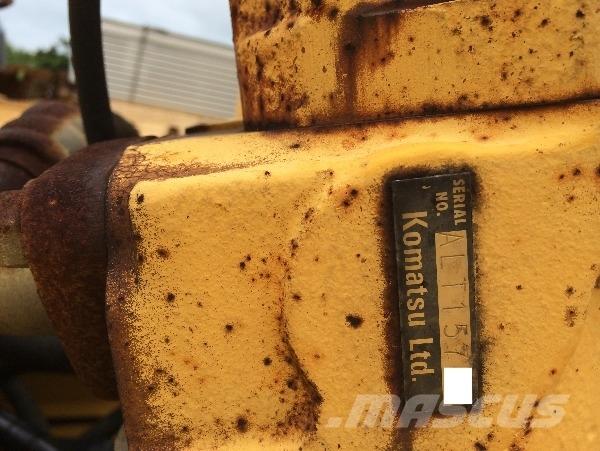 Komatsu PC200-8-AC Paletli ekskavatörler