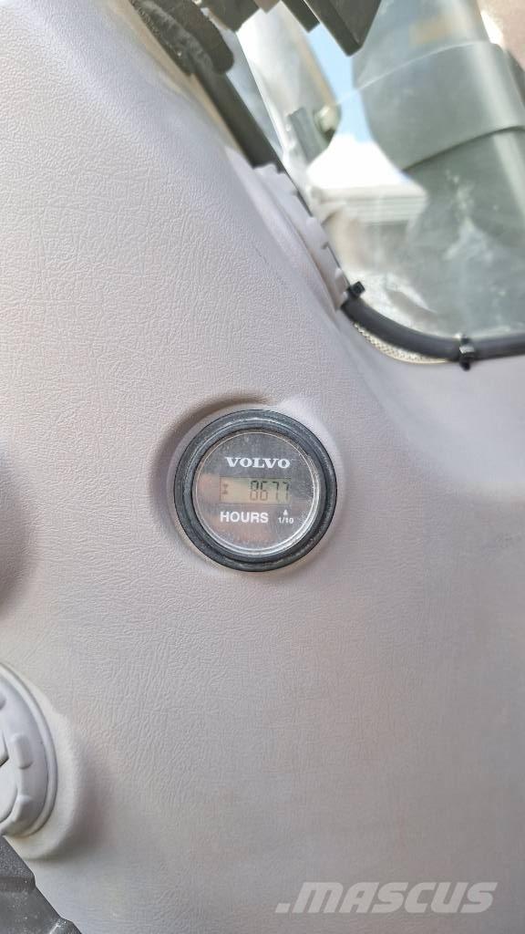 Volvo EC 300 EL Paletli ekskavatörler