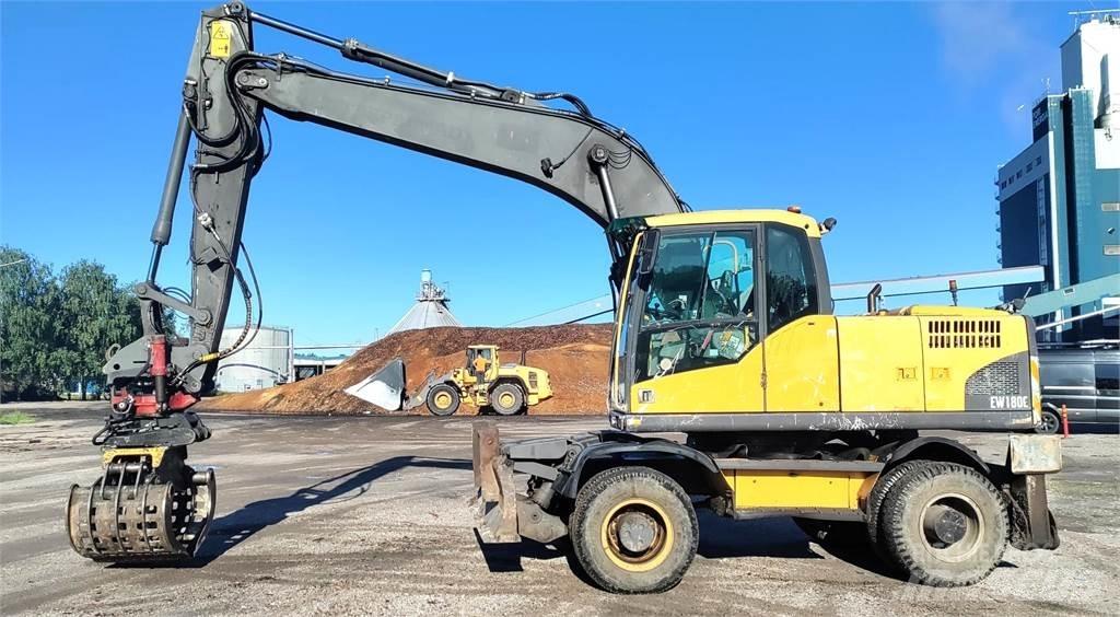 Volvo EW180C Lastik tekerli ekskavatörler