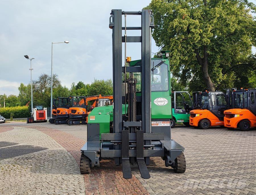 Combilift C4000 4 yönlü reach truck