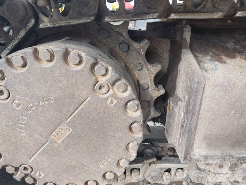 Komatsu PC228USLC-11 Paletli ekskavatörler