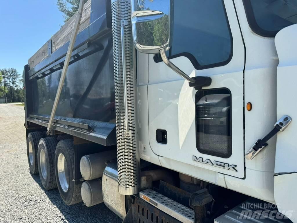 Mack GU713 Damperli kamyonlar