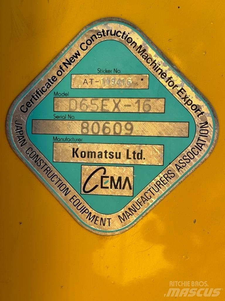 Komatsu D65EX-16 Paletli dozerler