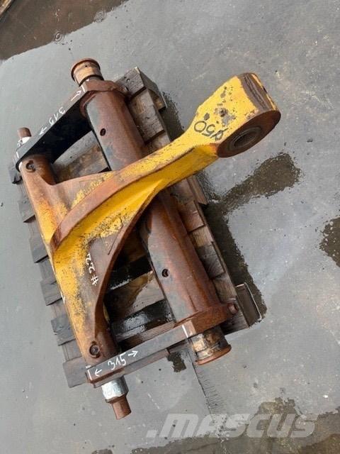 CAT 908 BUCKET LINK Quick connectors