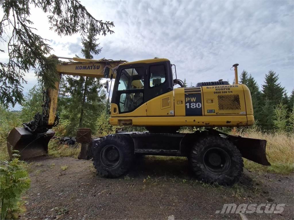 Komatsu PW180 ES-7 Lastik tekerli ekskavatörler