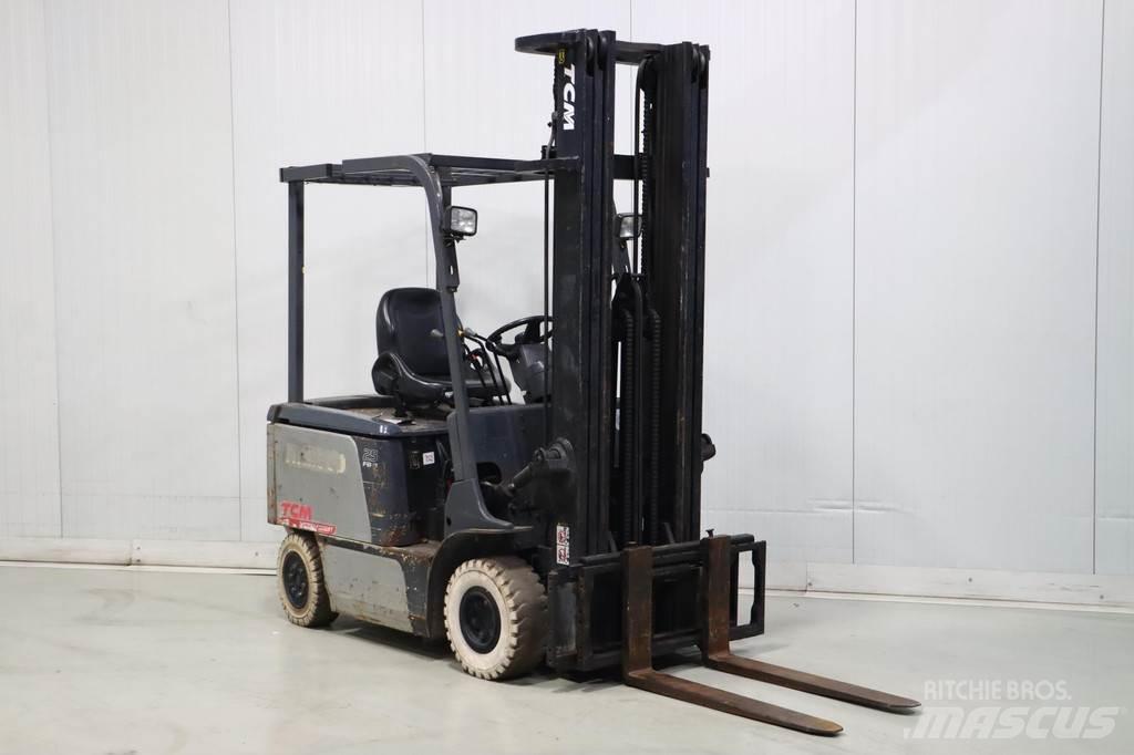 TCM FB25-7 Elektrikli forkliftler