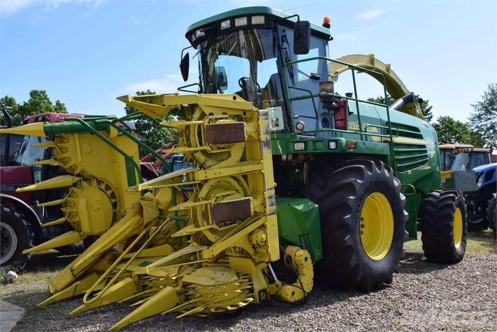 John Deere 7400 Kendi yürür silaj makinalari