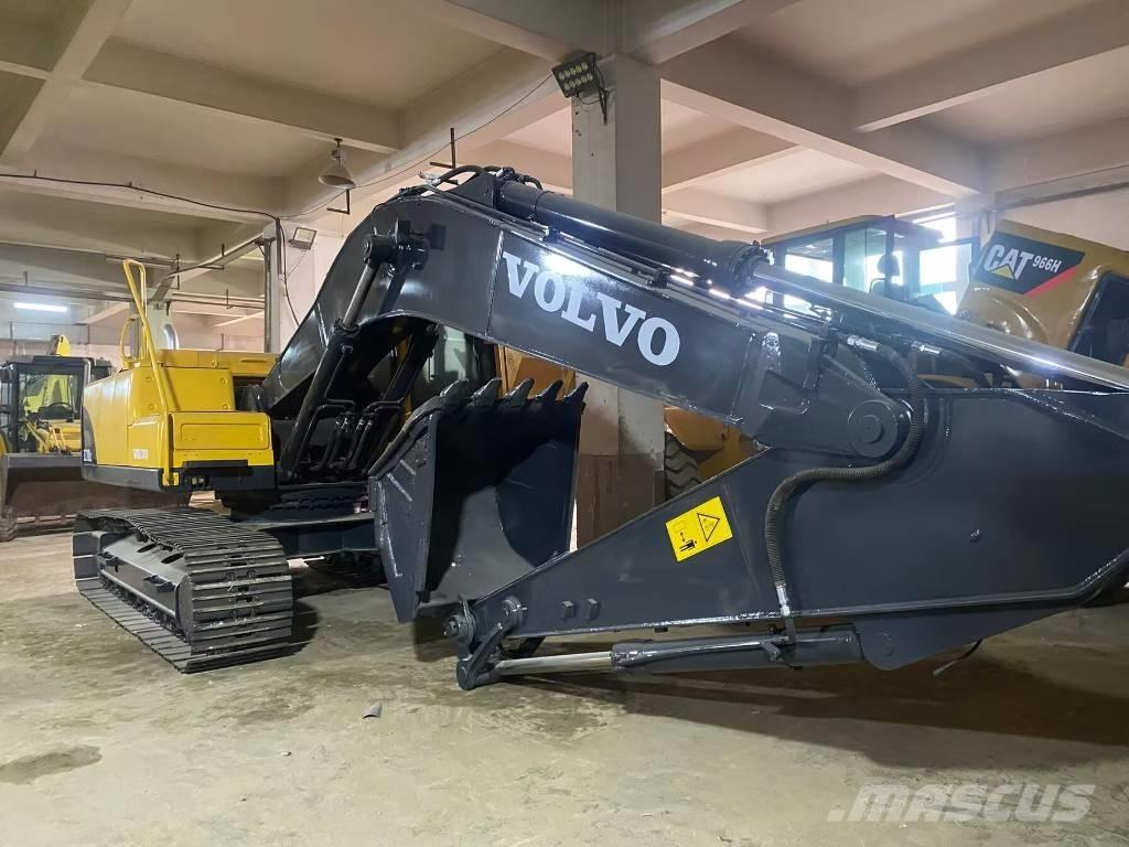 Volvo EC 210 B LC Paletli ekskavatörler