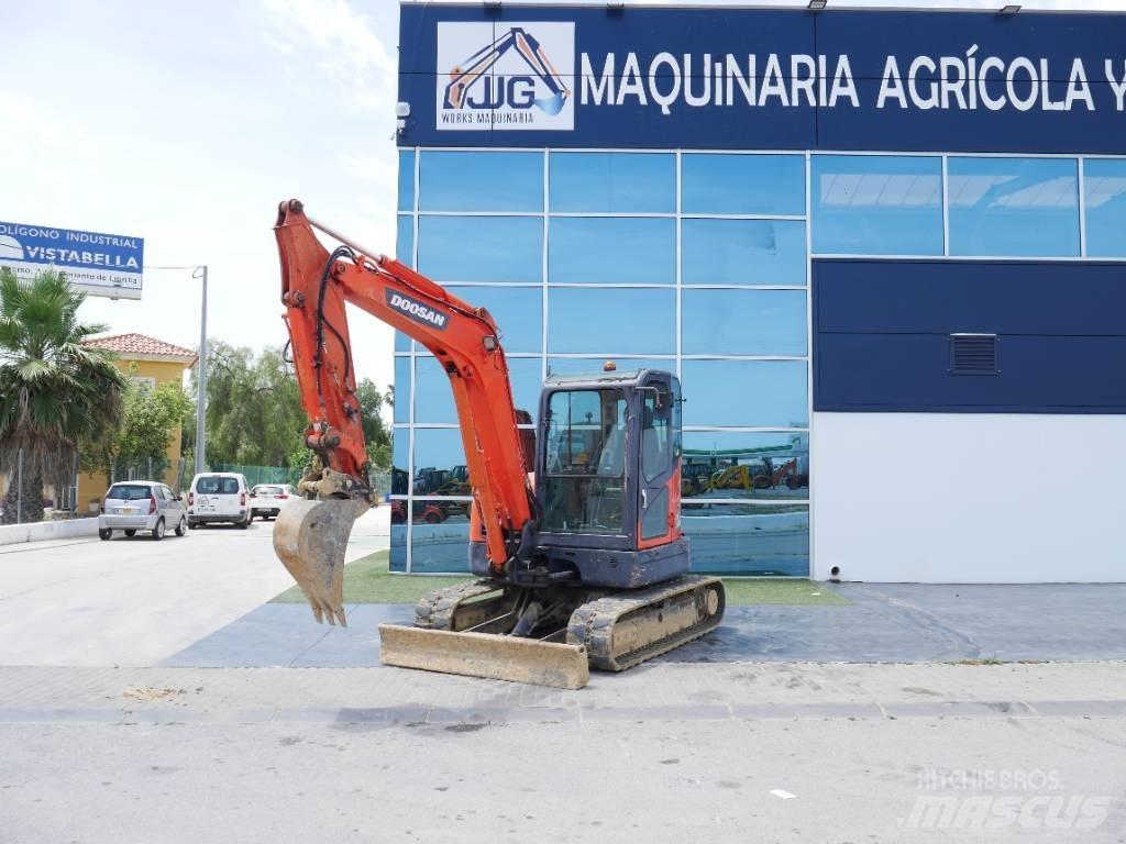 Doosan DX 60 R Mini ekskavatörler, 7 tona dek
