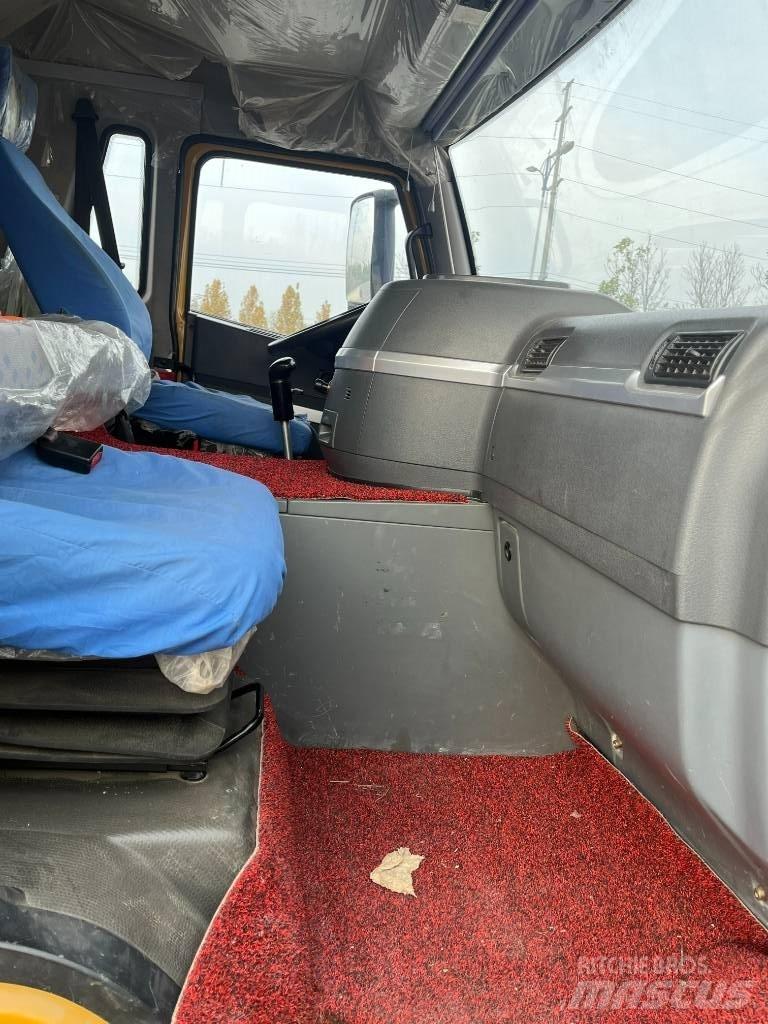 Sany STC 250 S Yol-Arazi Tipi Vinçler (AT)