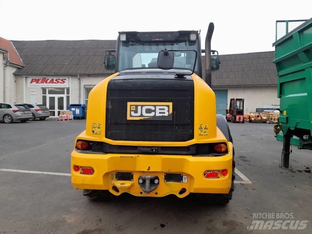 JCB TM 420 Tarimsal teleskopik yükleyiciler