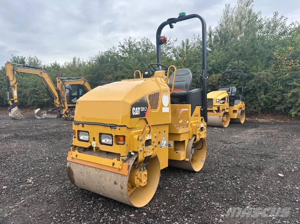 CAT CB 1.7 Çift tamburlu silindirler