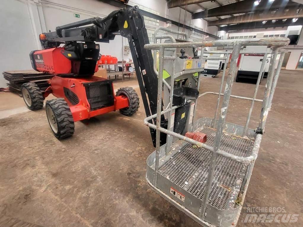 Manitou ManGo 12 Körüklü personel platformları