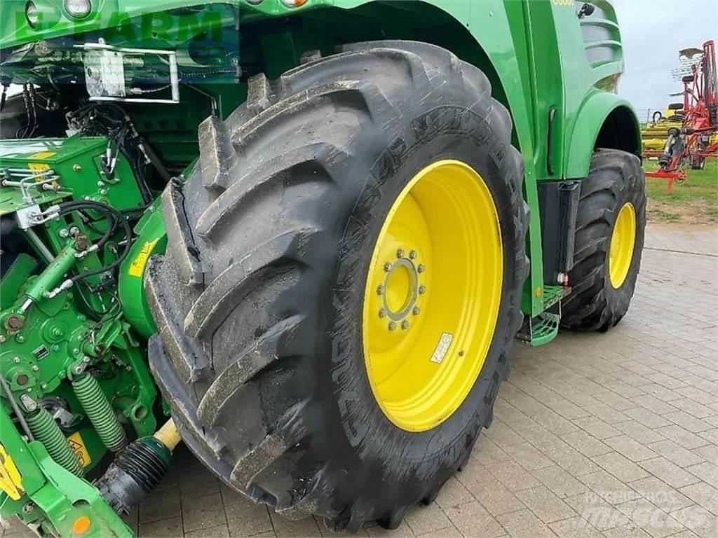 John Deere 8600 Kendi yürür silaj makinalari