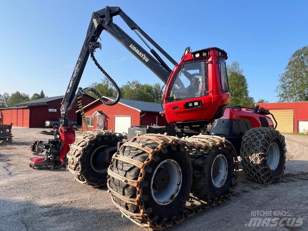 Komatsu 951 Biçerdöverler