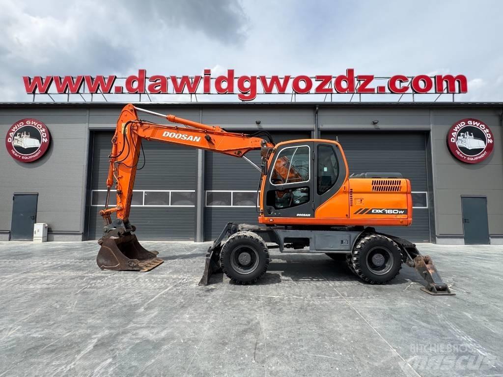 Doosan DX 160 W Lastik tekerli ekskavatörler