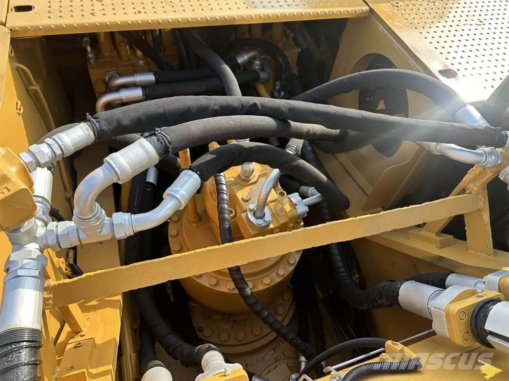 CAT 330 D Paletli ekskavatörler